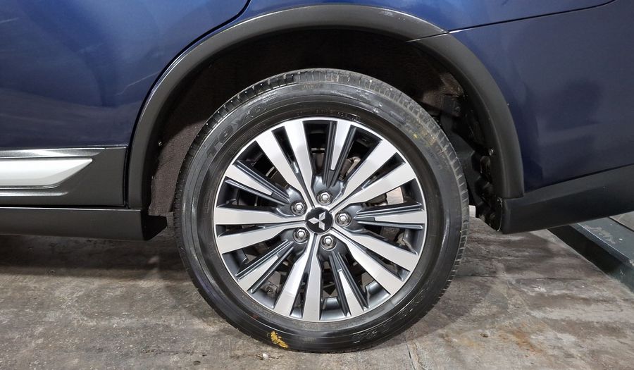 Mitsubishi Outlander 2.4 LIMITED CVT Suv 2020