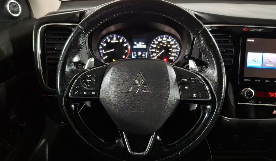 Mitsubishi Outlander 2.4 LIMITED CVT Suv 2020