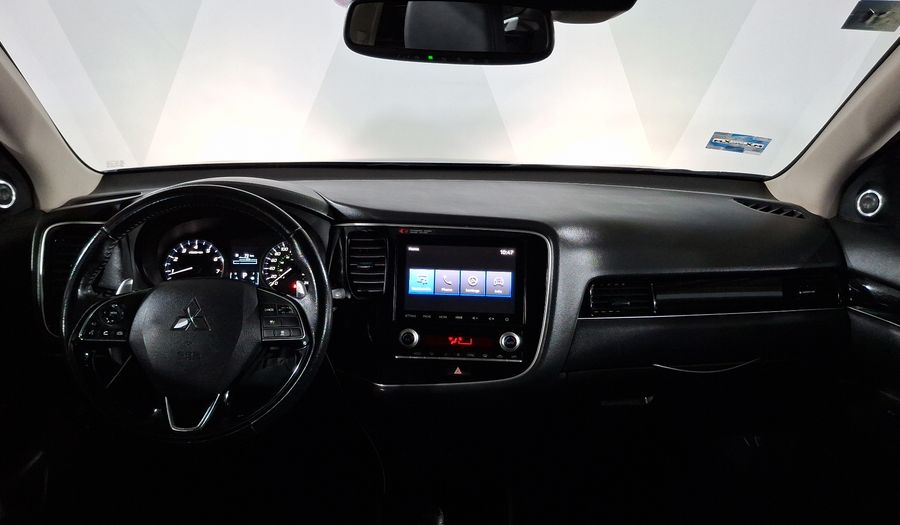 Mitsubishi Outlander 2.4 LIMITED CVT Suv 2020