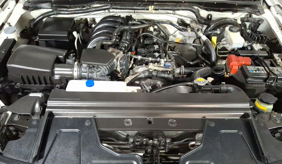 Nissan Np300 2.5 PICK UP DH AC PAQ. SEG. Pickup 2020