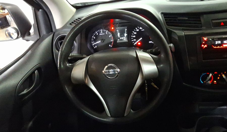 Nissan Np300 2.5 PICK UP DH AC PAQ. SEG. Pickup 2020