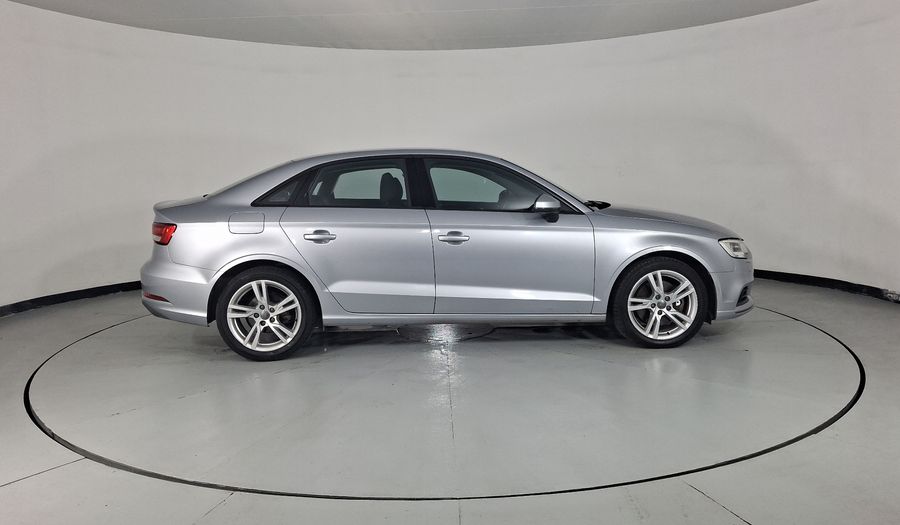 Audi A3 2.0 TFSI DYNAMIC Sedan 2017