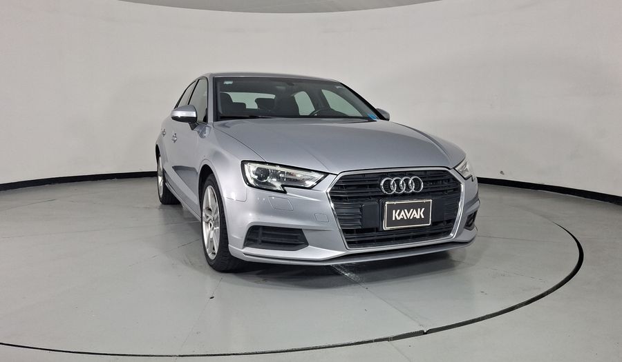 Audi A3 2.0 TFSI DYNAMIC Sedan 2017