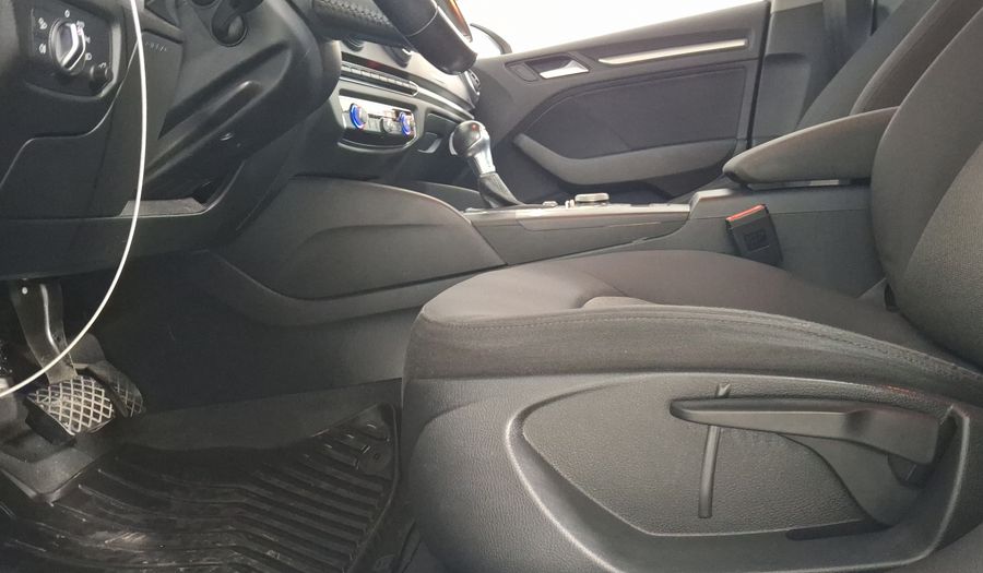 Audi A3 2.0 TFSI DYNAMIC Sedan 2017