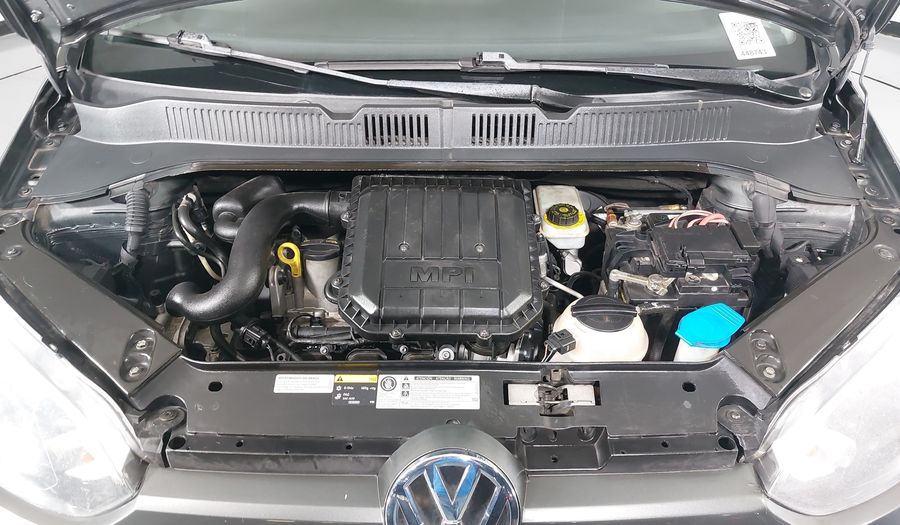 Volkswagen Up! 1.0 CROSS UP! Hatchback 2016