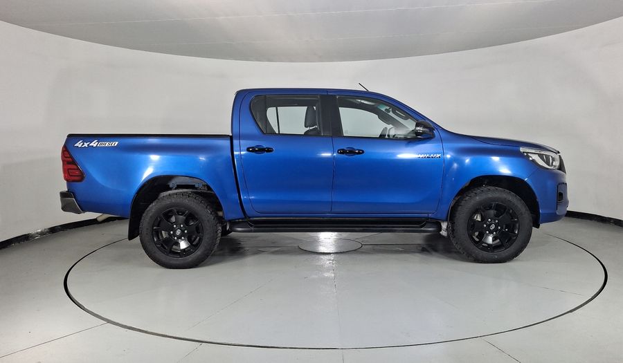 Toyota Hilux 2.8 DOBLE CABINA DSL AT PLATINUM AZUL Pickup 2019