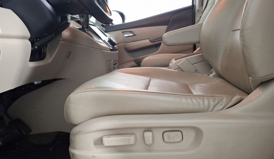 Honda Odyssey 3.5 EXL Minivan 2016