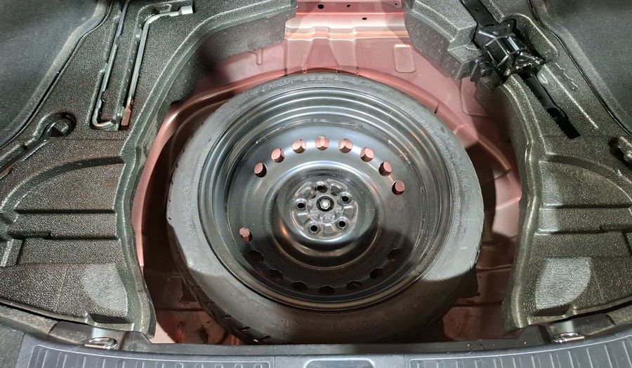 Toyota Prius 1.8 HYBRID PREMIUM SR Hatchback 2018