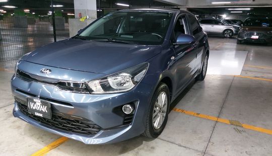 Kia • Rio