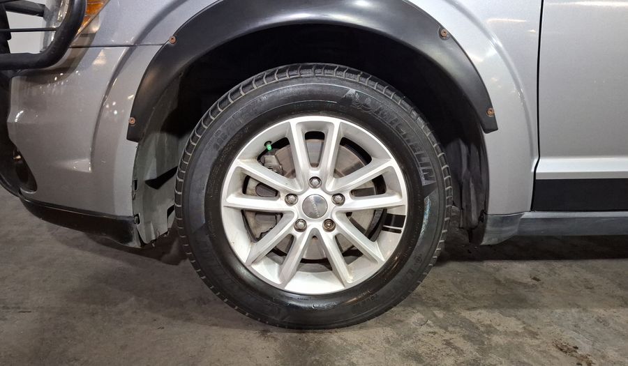 Dodge Journey 2.4 SXT+ 7 LUJO Suv 2016