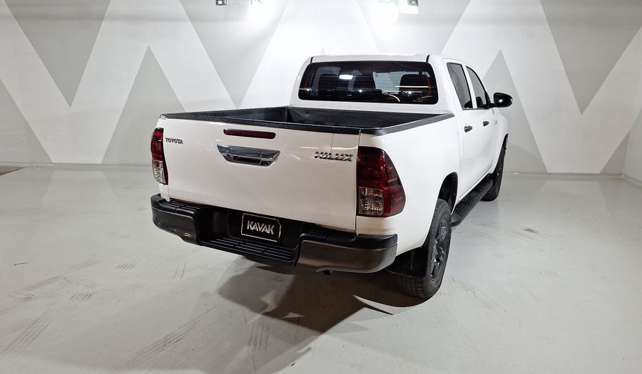 Toyota Hilux 2.7 SR DOBLE CABINA Pickup 2022