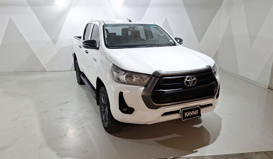 Toyota Hilux 2.7 SR DOBLE CABINA Pickup 2022