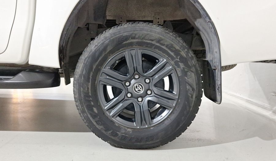 Toyota Hilux 2.7 SR DOBLE CABINA Pickup 2022