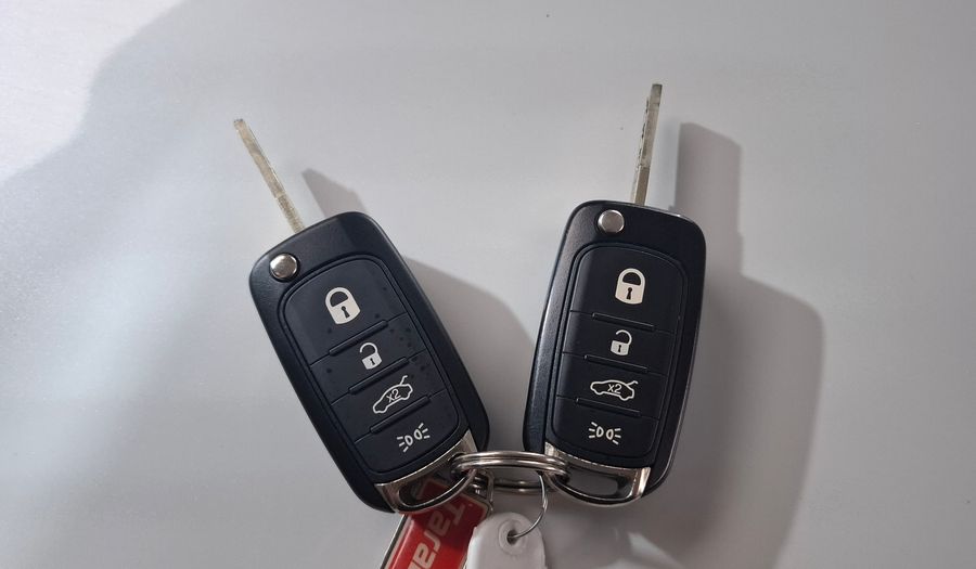 Fiat Cronos 1.3 DRIVE PLUS Sedan 2024