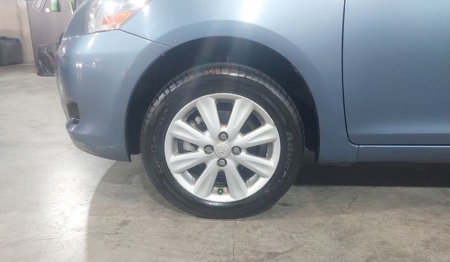 Toyota Yaris 1.5 SEDAN PREMIUM AT Sedan 2015