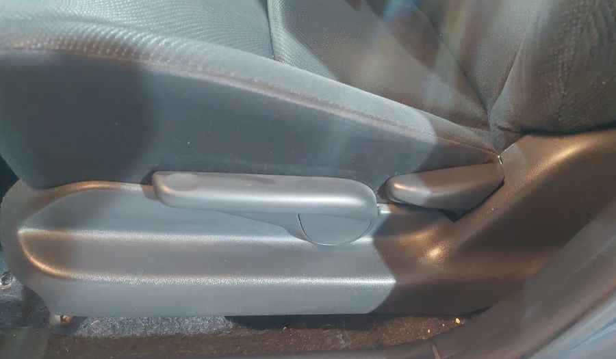 Toyota Yaris 1.5 SEDAN PREMIUM AT Sedan 2015