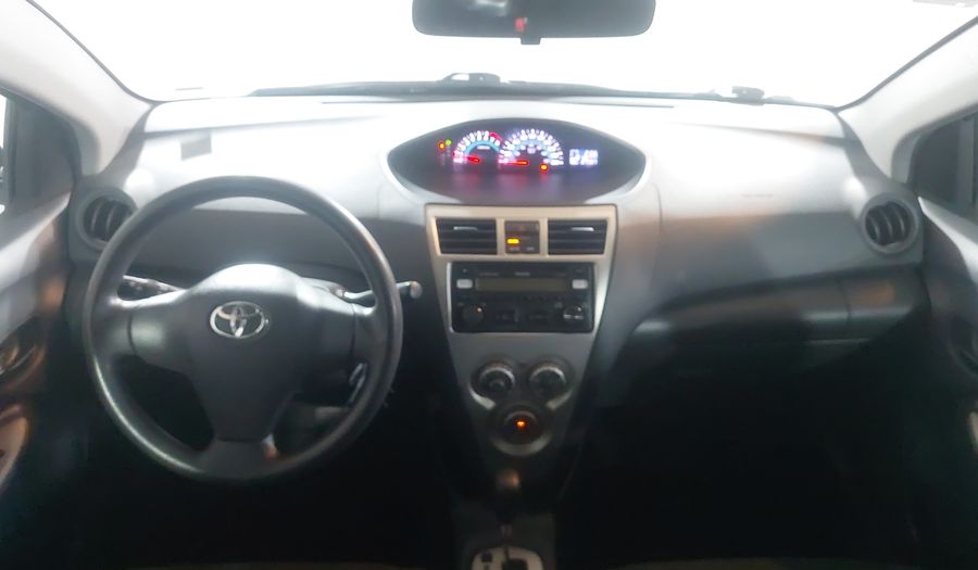 Toyota Yaris 1.5 SEDAN PREMIUM AT Sedan 2015