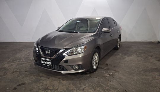 Nissan • Sentra