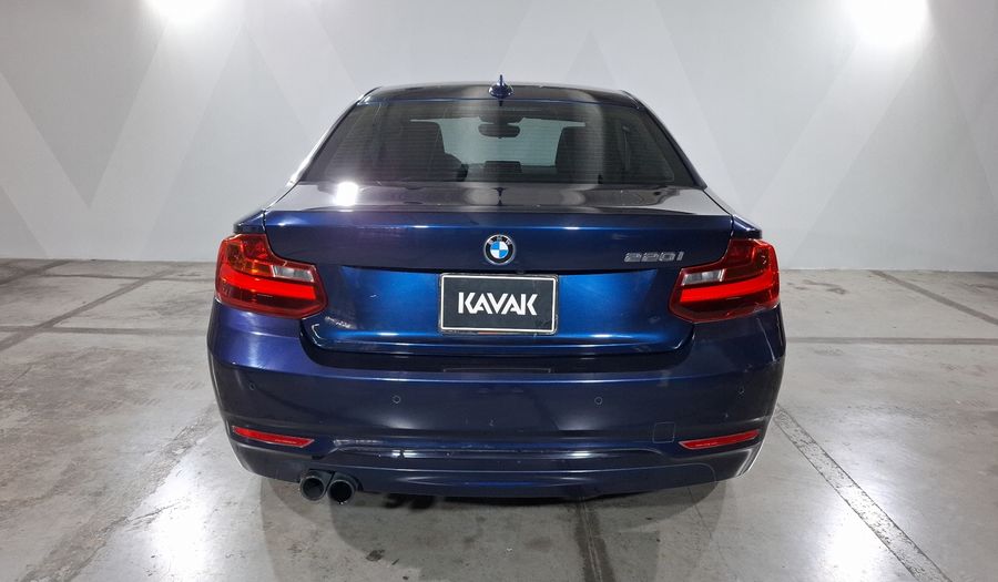 Bmw Serie 2 2.0 220IA SPORT LINE Coupe 2017