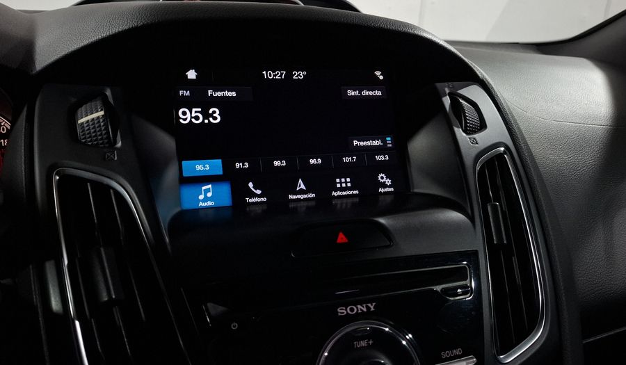 Ford Focus 2.0 ST TM Hatchback 2016