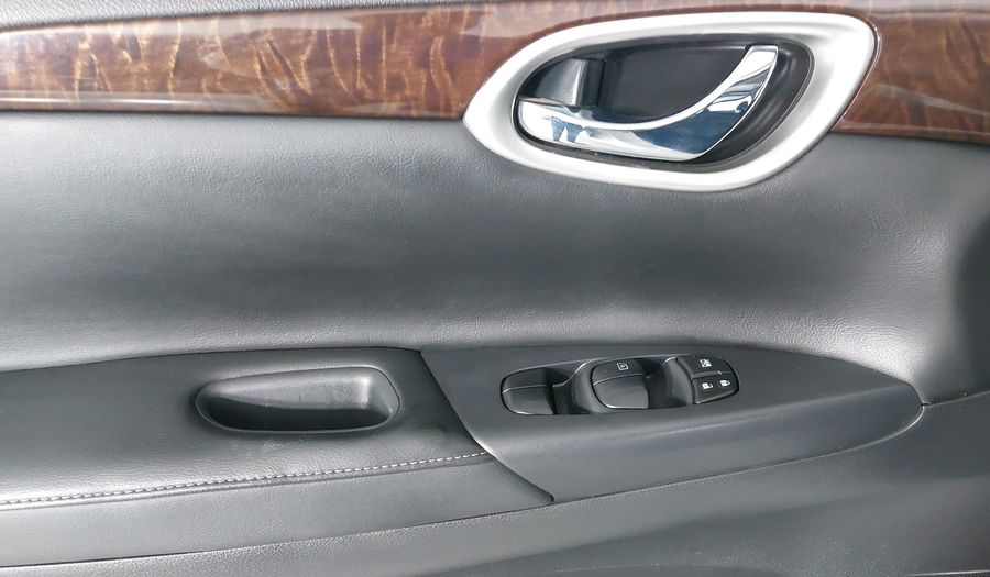 Nissan Sentra 1.8 EXCLUSIVE NAVI CVT Sedan 2016