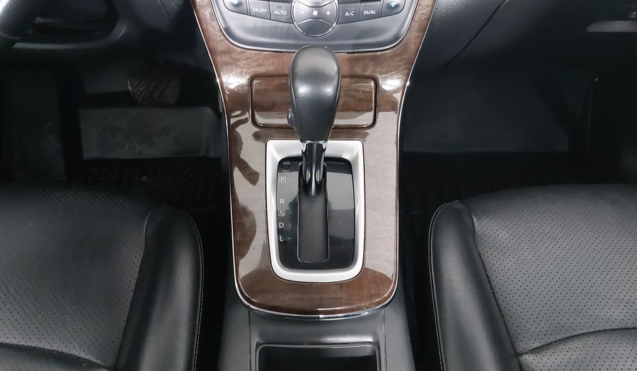 Nissan Sentra 1.8 EXCLUSIVE NAVI CVT Sedan 2016