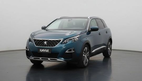 Peugeot • 5008