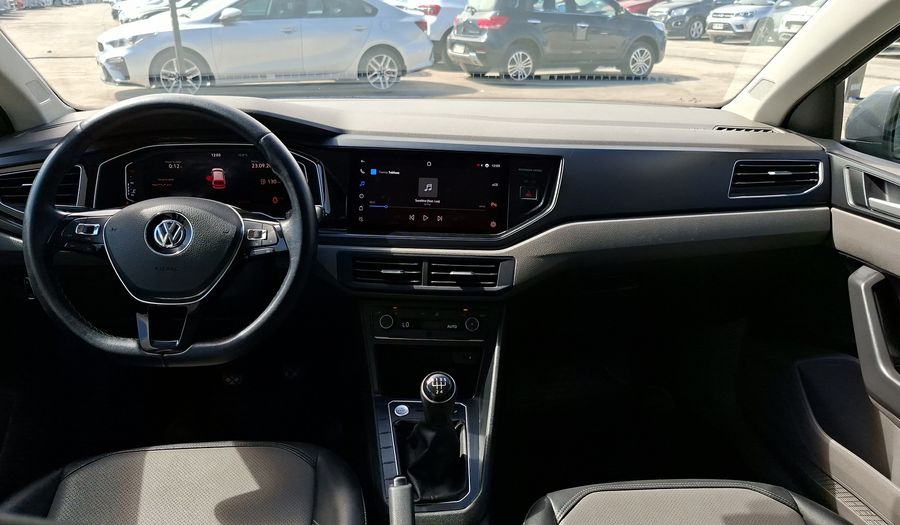 Volkswagen Polo 1.6 110 CV HIGHLINE Hatchback 2021