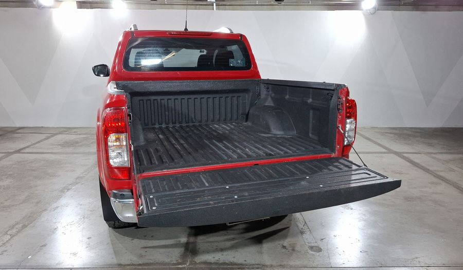 Nissan Np300 2.5 LE TM AC Pickup 2016