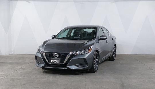 Nissan • Sentra