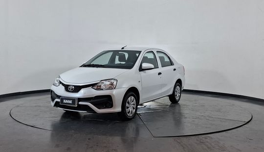 Toyota • Etios