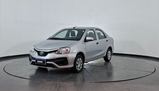 Toyota • Etios