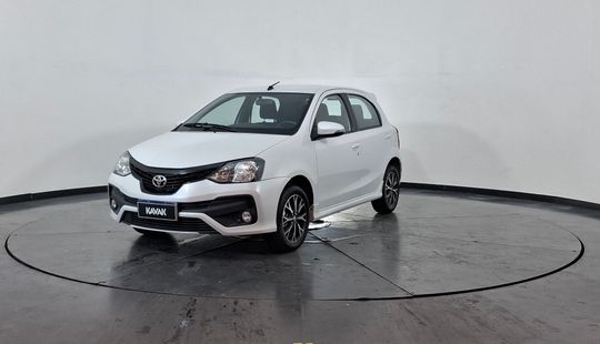 Toyota • Etios
