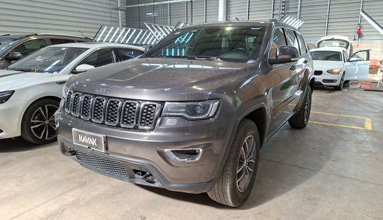 Jeep • Grand Cherokee