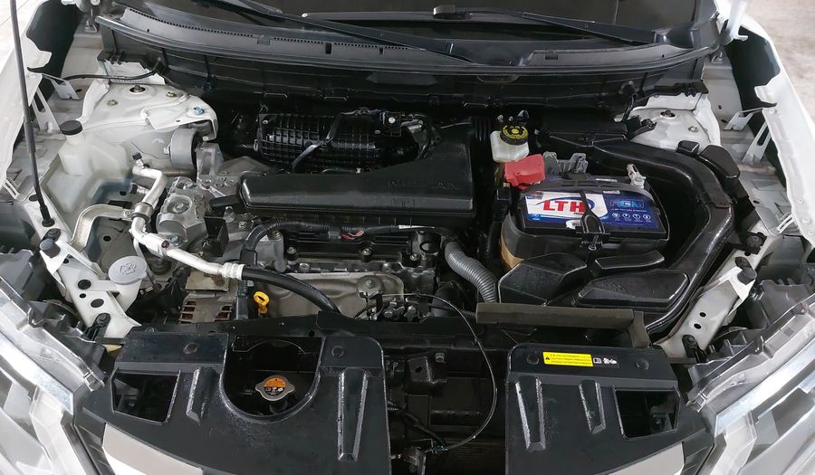 Nissan X-trail 2.5 ADVANCE 3 ROW CVT Suv 2021