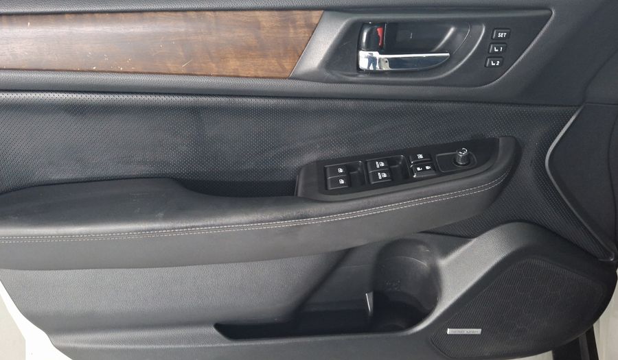 Subaru Outback 3.6 R LIMITED AT Wagon 2015