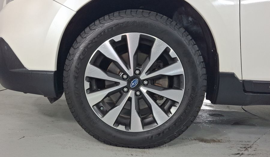Subaru Outback 3.6 R LIMITED AT Wagon 2015