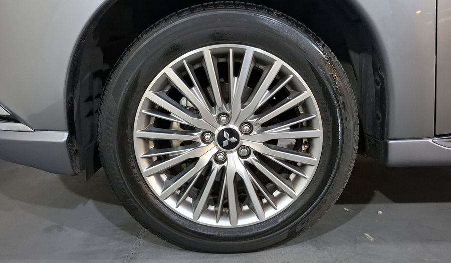 Mitsubishi Outlander 2.4 PHEV LIMITED AUTO 4WD Suv 2021