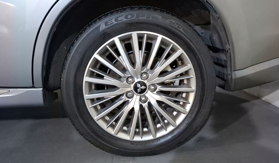 Mitsubishi Outlander 2.4 PHEV LIMITED AUTO 4WD Suv 2021