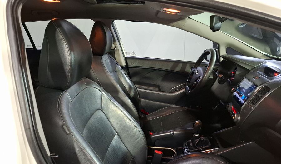 Kia Forte 2.0 SX MT Hatchback 2017