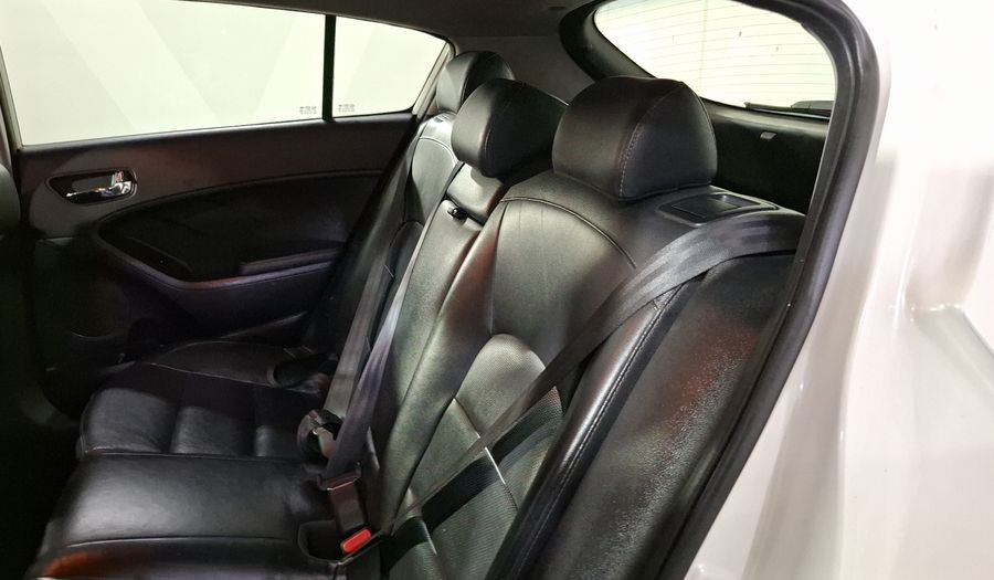 Kia Forte 2.0 SX MT Hatchback 2017