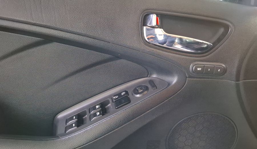 Kia Forte 2.0 SX MT Hatchback 2017