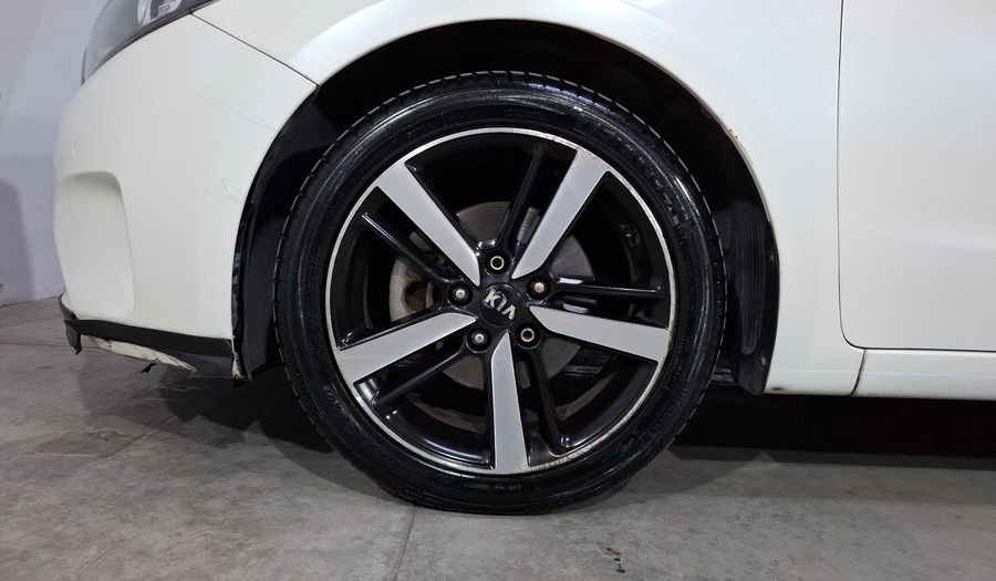 Kia Forte 2.0 SX MT Hatchback 2017