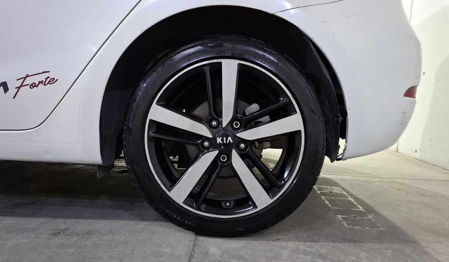 Kia Forte 2.0 SX MT Hatchback 2017