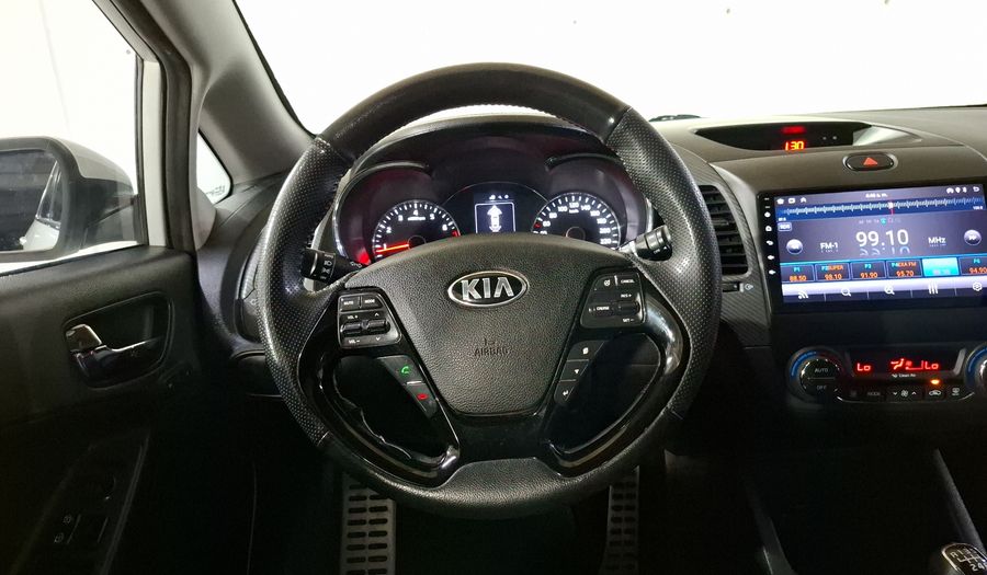 Kia Forte 2.0 SX MT Hatchback 2017