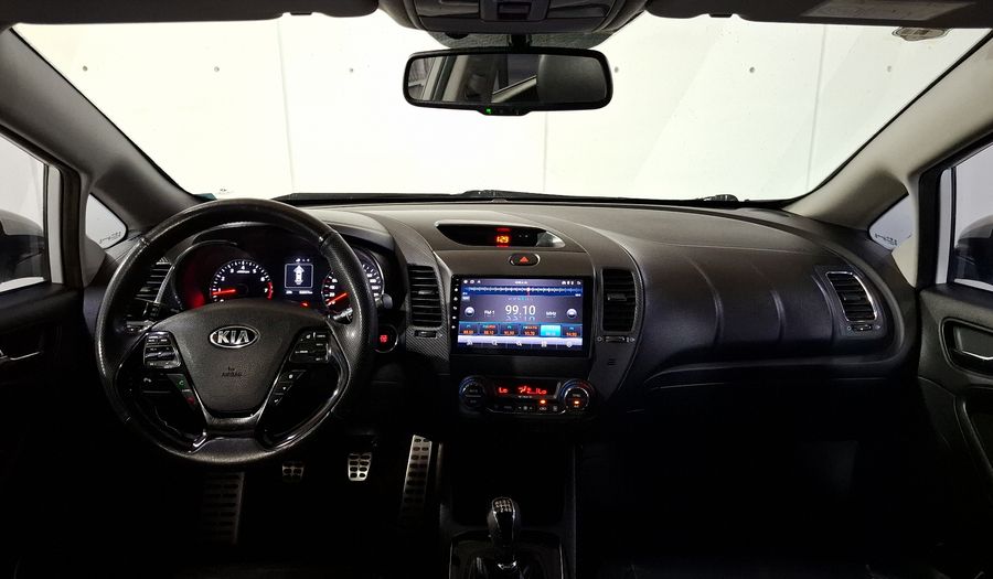 Kia Forte 2.0 SX MT Hatchback 2017