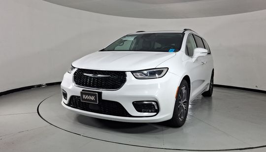 Chrysler • Pacifica
