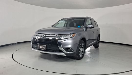 Mitsubishi • Outlander