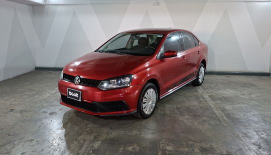Volkswagen • Vento