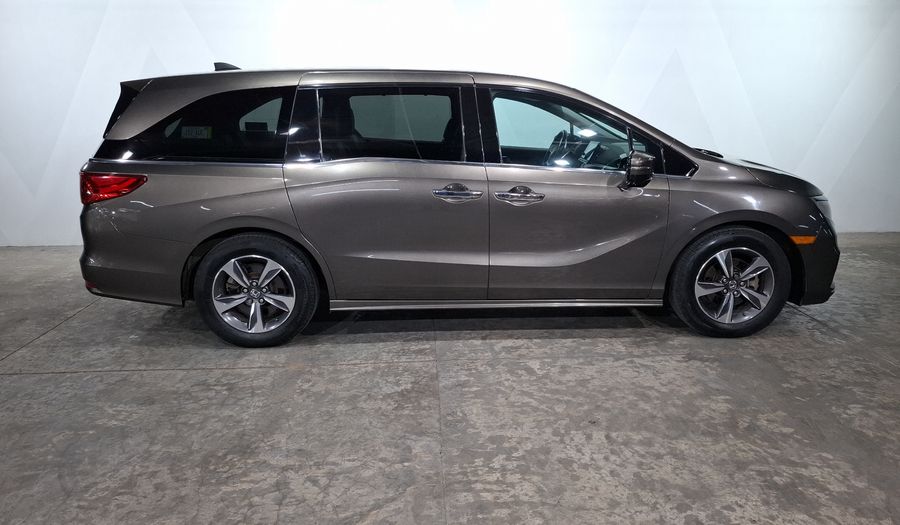 Honda Odyssey 3.5 TOURING AUTO Minivan 2018